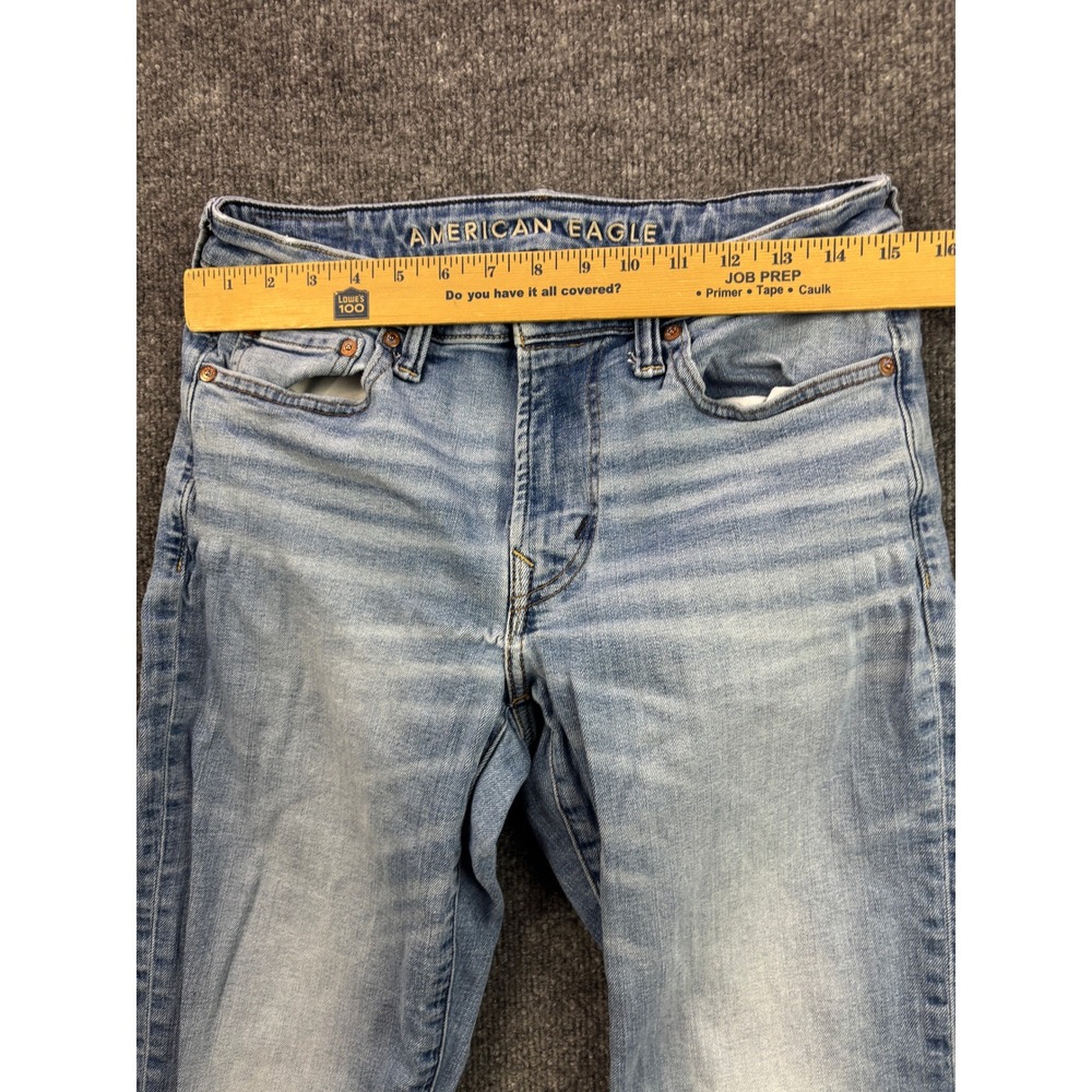 American Eagle Original Straight Mens 30x31 Light Blue Airflex+ Stretch Jeans - Picture 3 of 9